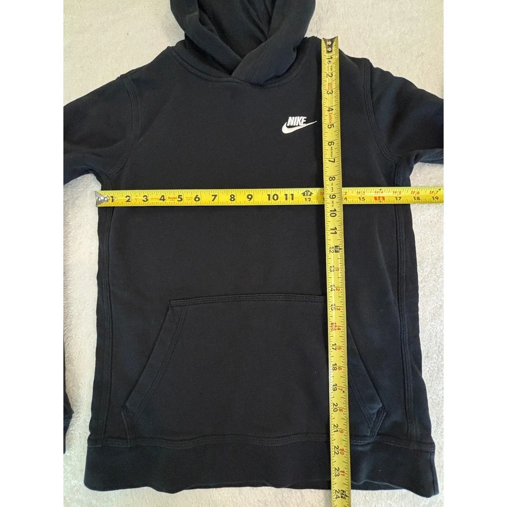 Nike Boys XL Black Fleece Pullover Hoodie Sportswear Futura Logo‎ Sweatshirt